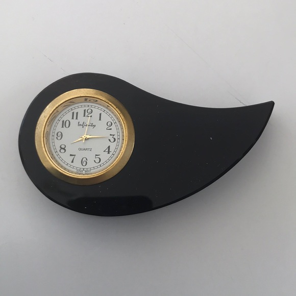 Infinity quartz clock - Picture 6 of 6